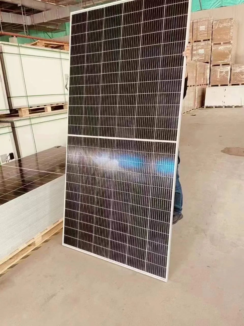 450W Monocrystalline Solar Panel thumbnail 2